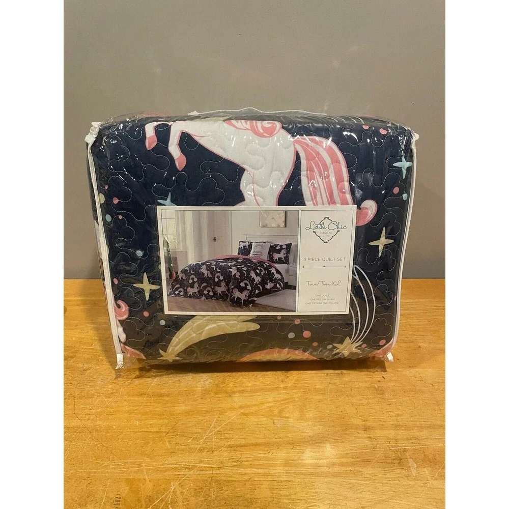 NEW Little Chic Purple Unicorn Dreamer 3 Piece Twin/Twin XL Quilt Set